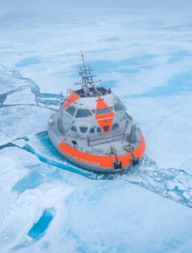 タラ極地ステーション：北極海での4週間における初のドリフト試験